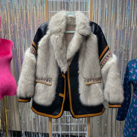 Jackets & Blazers - D